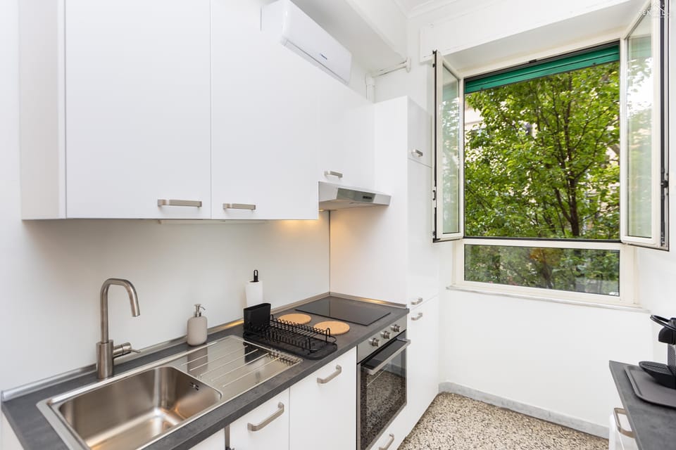 Apartment | Private kitchen | Microwave