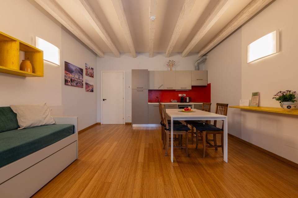 House | 1 bedroom