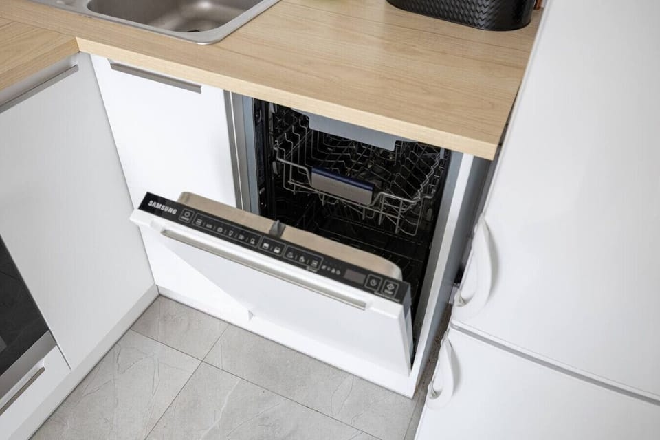 Fully Equipped Kitchen | Book Now with RENTUJEMY.COM