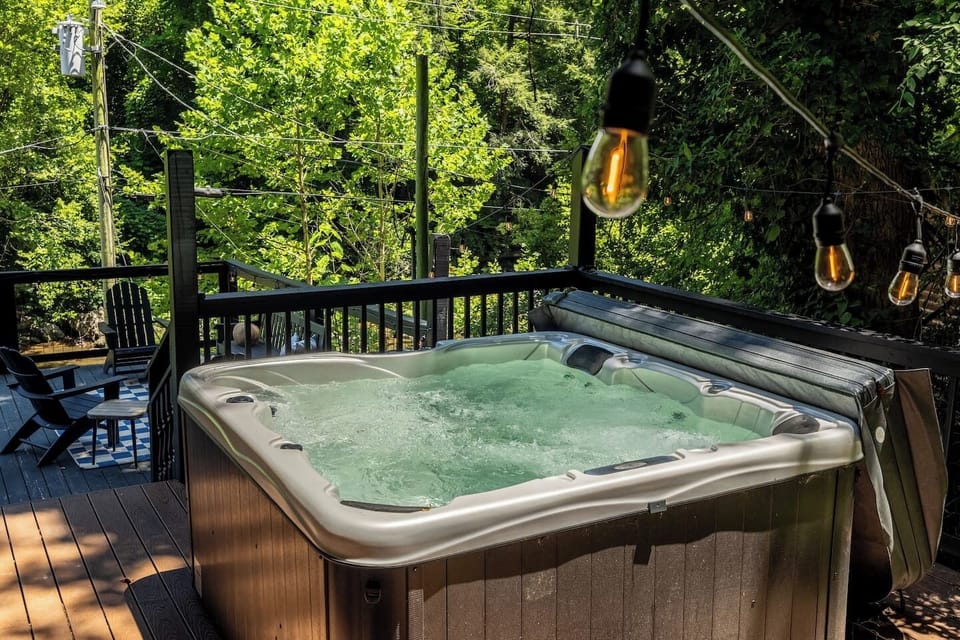 Hot tub