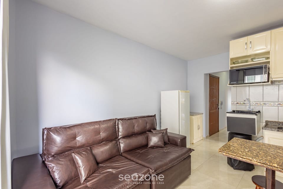 Basic Apartment | Living area