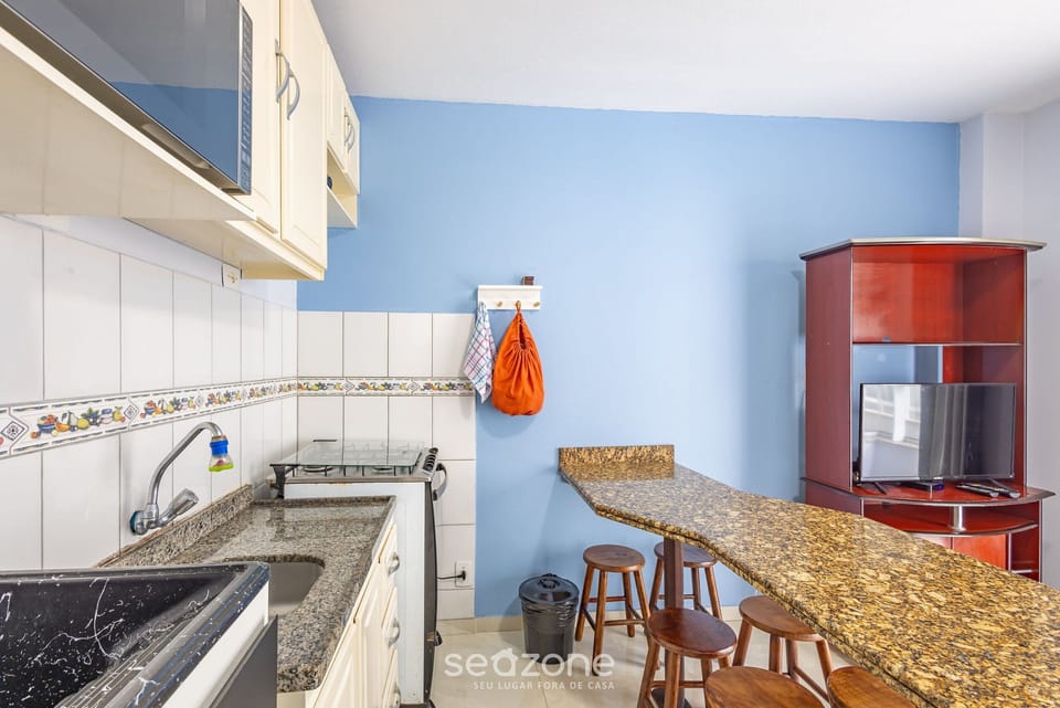 Basic Apartment | Private kitchen