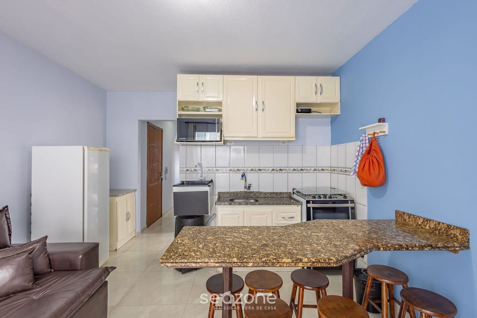 Basic Apartment | Private kitchen