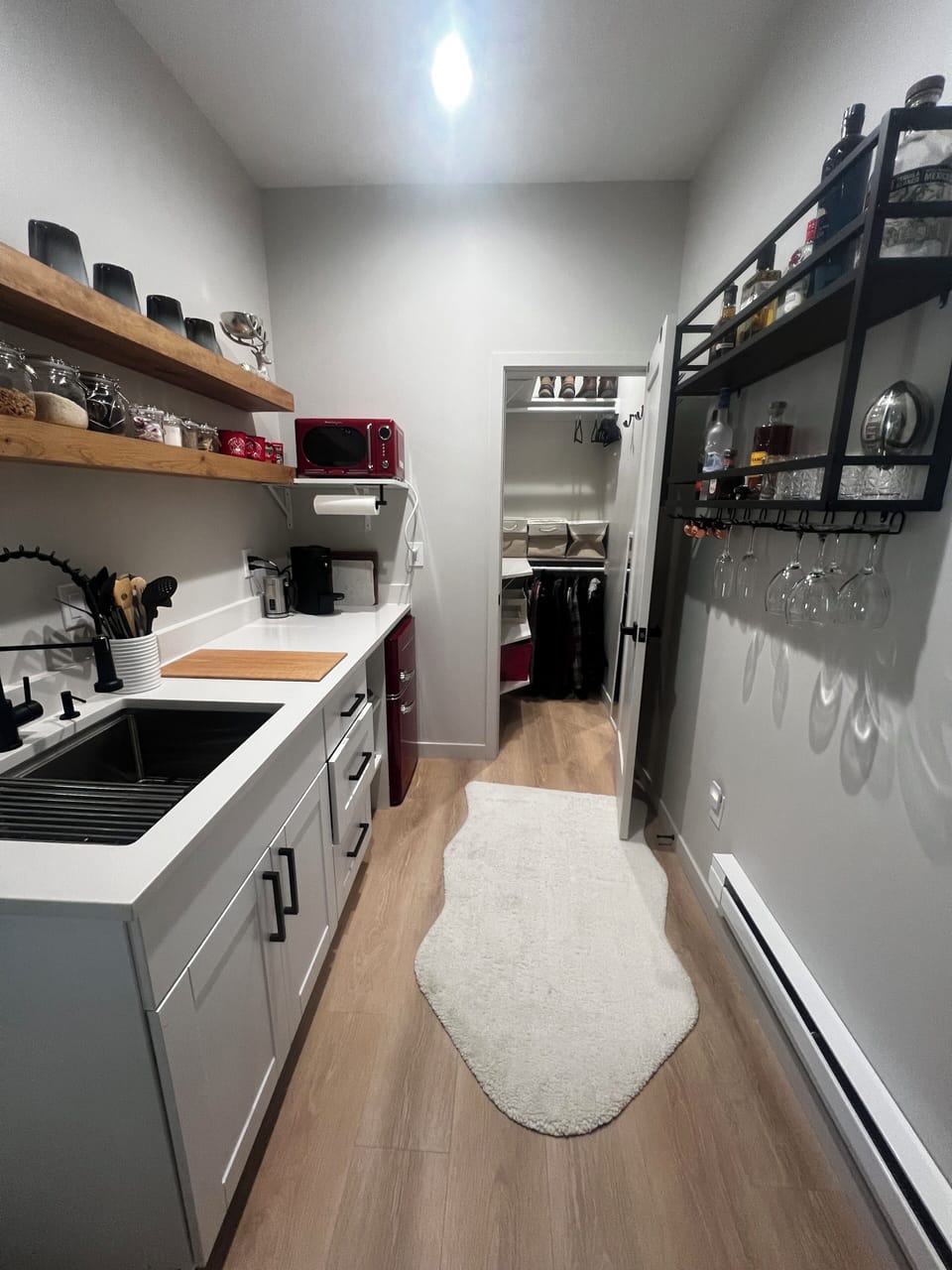 Kitchenette and walk in closet