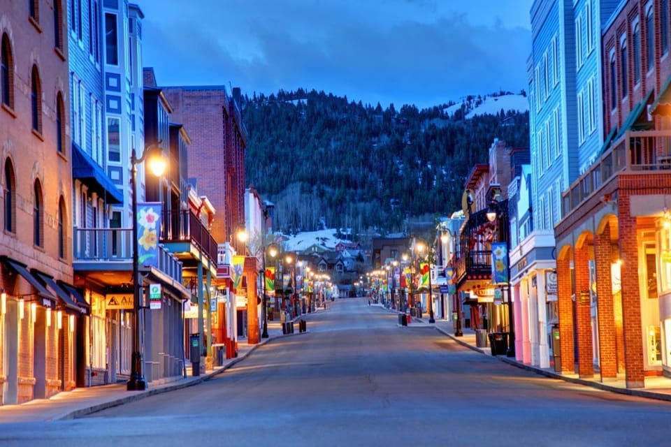 Short walk to Main Street in Old Town