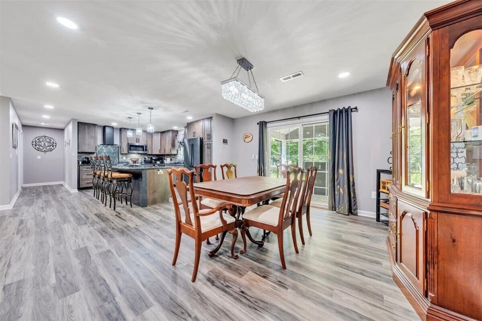 Dining Room and Kitchen
