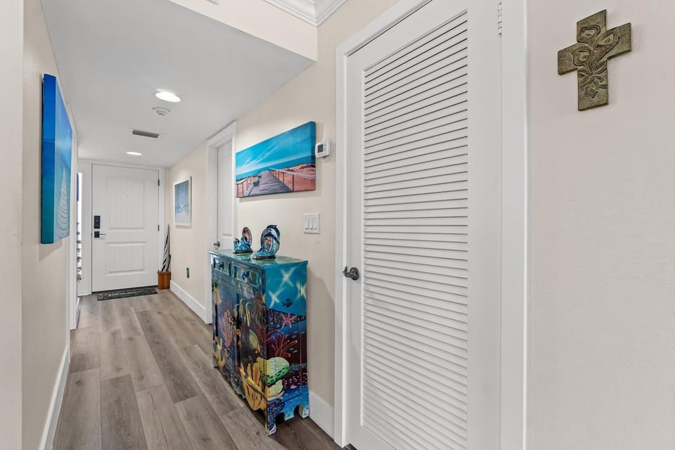 Tortuga – 2BR on Beach, Heated Pool & Sauna (3975)