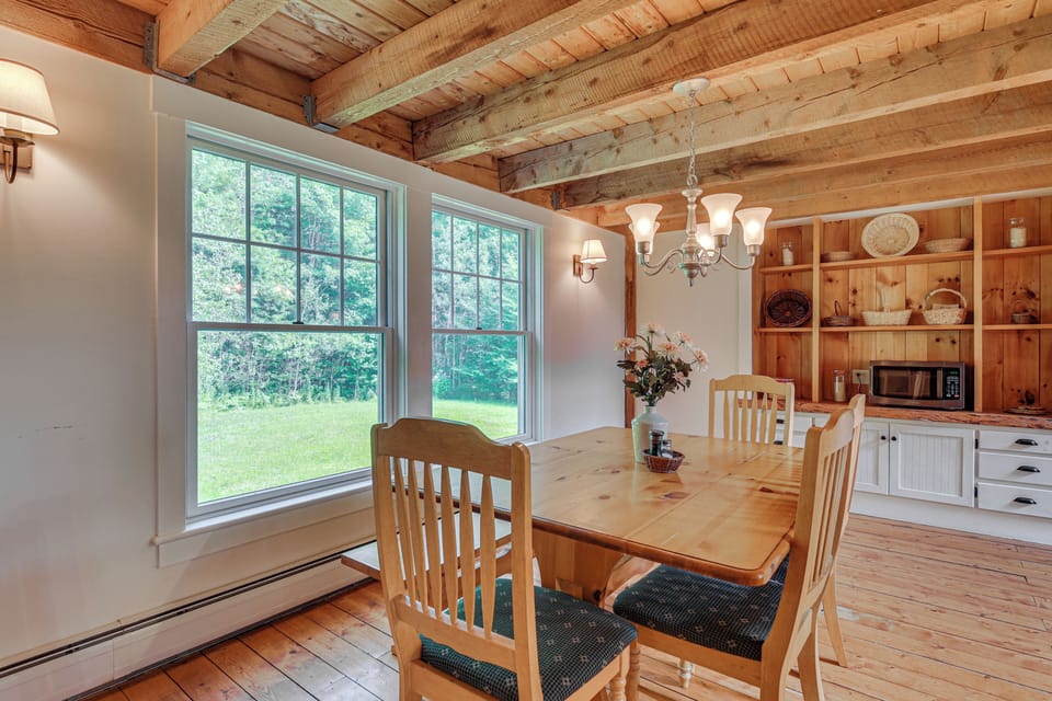 Dining Area | 1st Floor