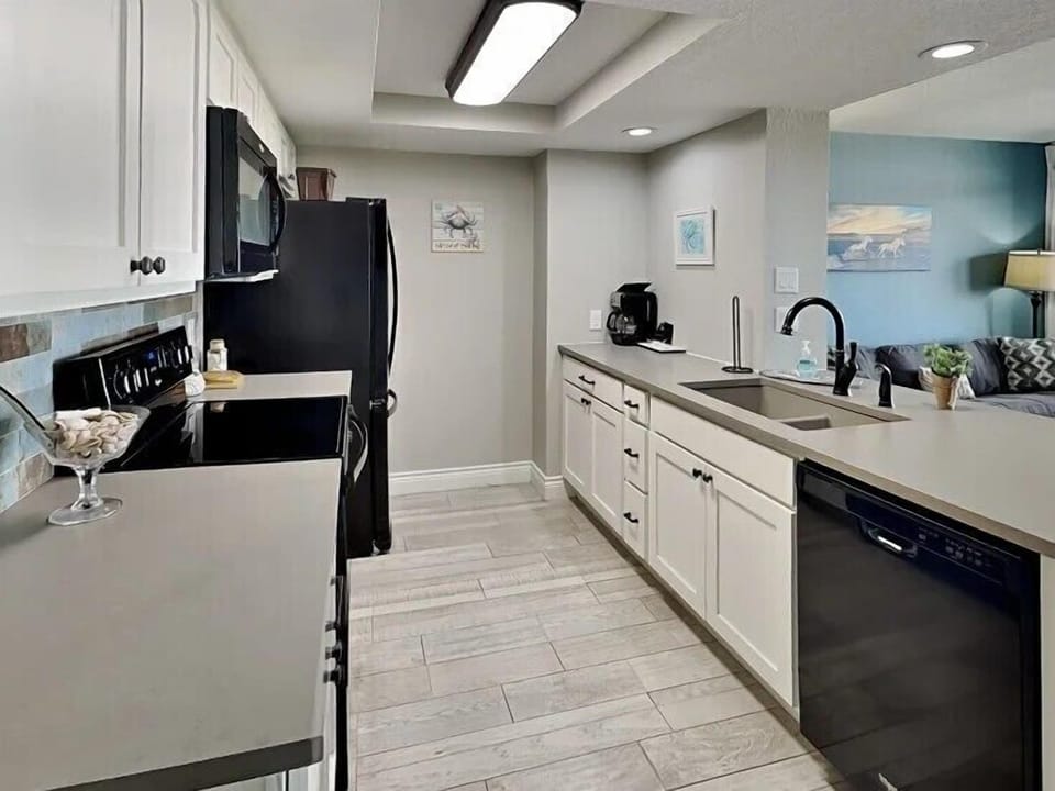 Full Kitchen