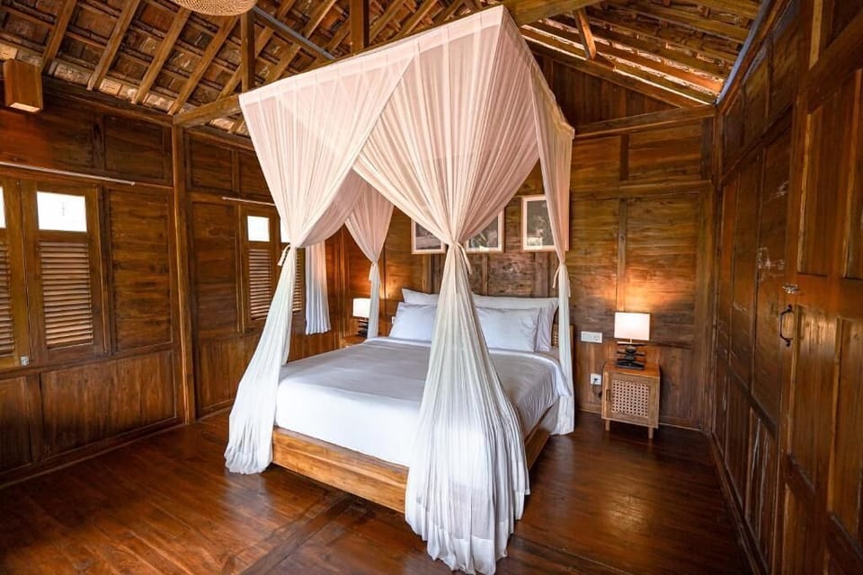 Signature Cabin | Free WiFi