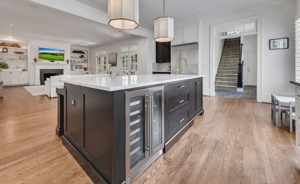 Kitchen - Drink Fridge