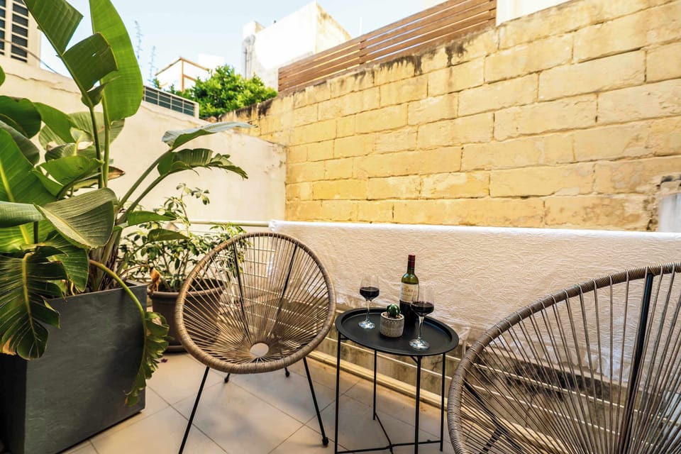 Terrace / Balcony