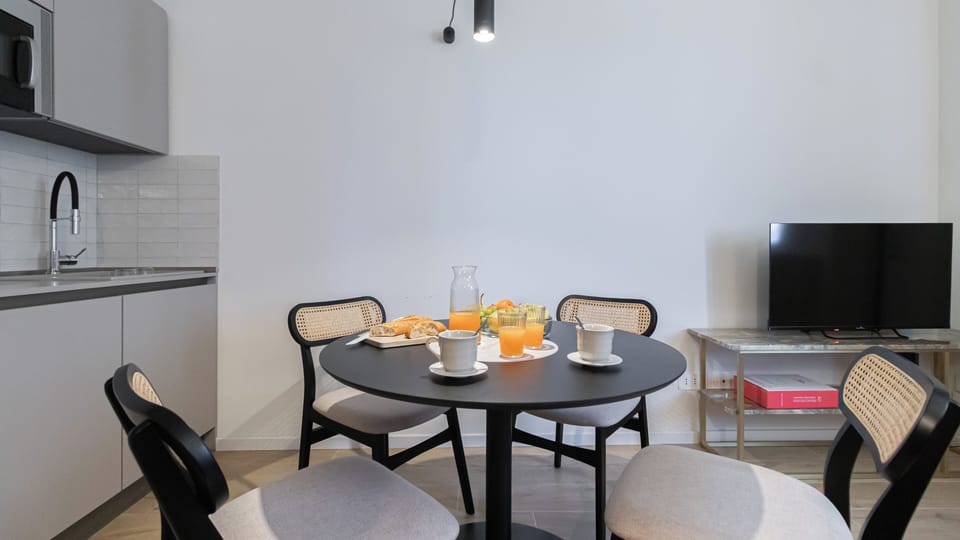 Apartment (1 Bedroom) | Interior