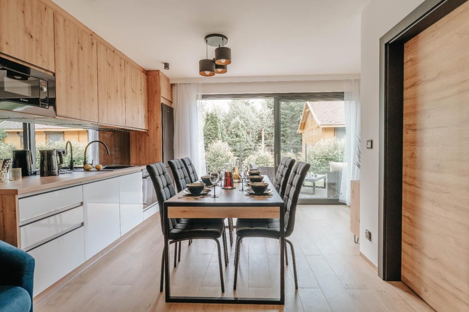 House | Dining