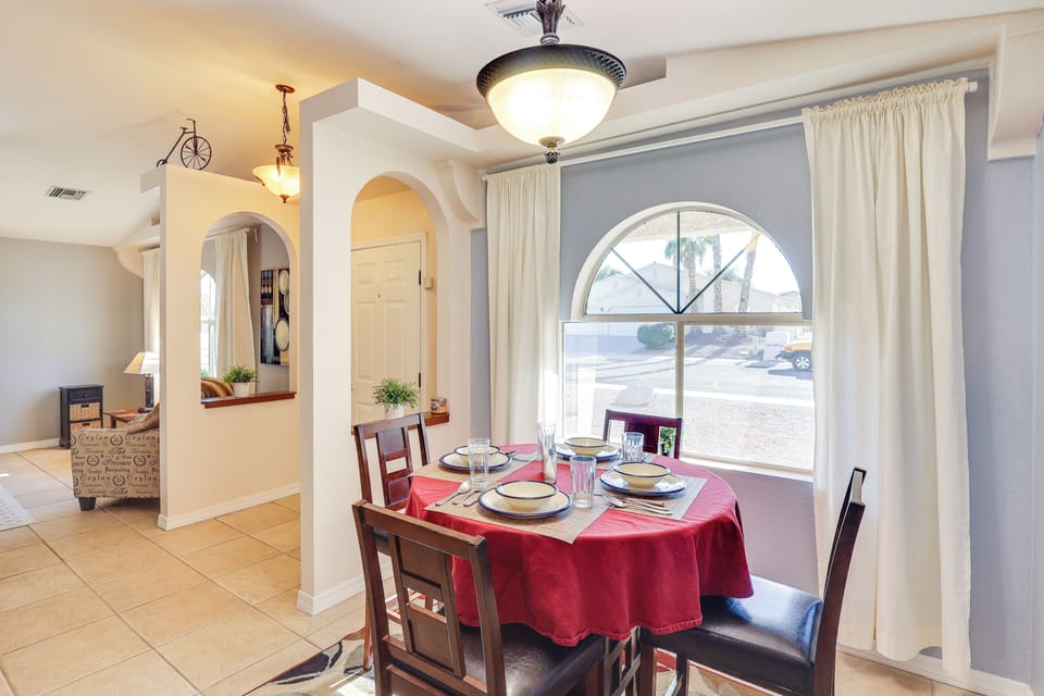 House (3 Bedrooms) | Interior
