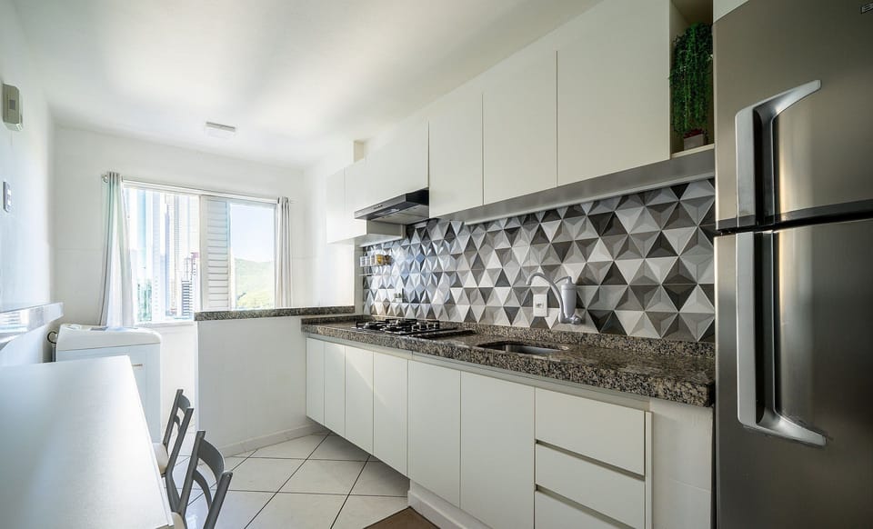 Basic Apartment | Private kitchen | Cookware/dishes/utensils