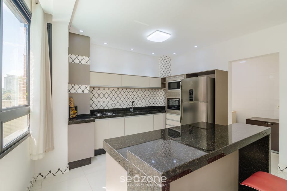 Basic Apartment | Private kitchen | Cookware/dishes/utensils