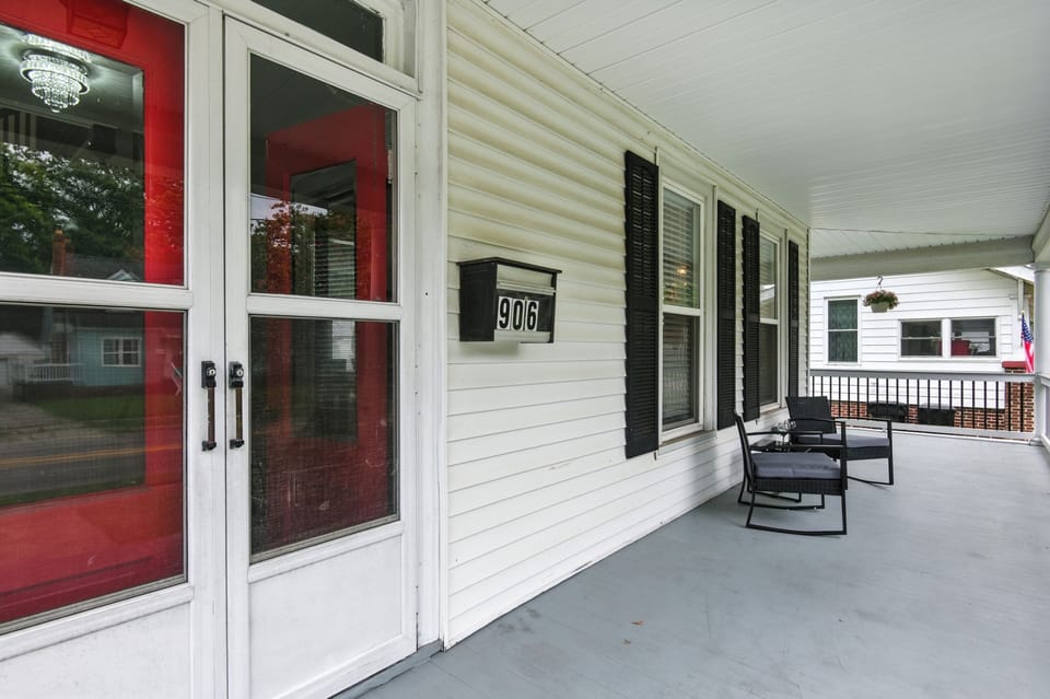 House, 4 Bedrooms | Exterior detail