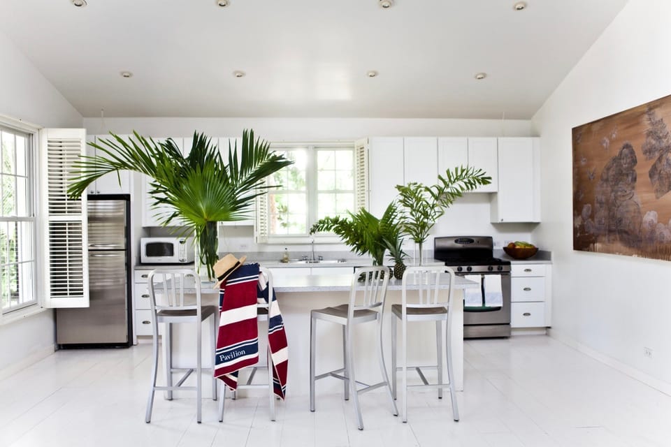 Cottage, 2 Bedrooms | Private kitchen | Fridge, oven