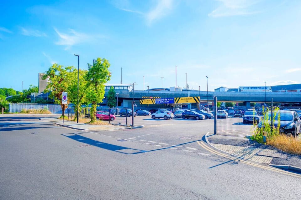Abbey Wood Station car park area
