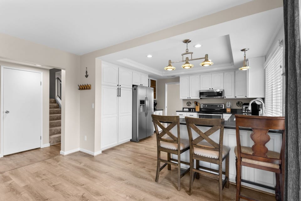 Fully equip kitchen for all your cooking needs