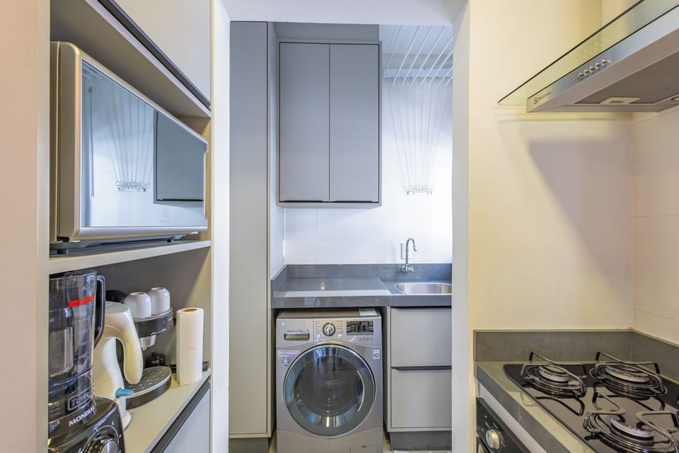Basic Apartment | Private kitchen | Cookware/dishes/utensils