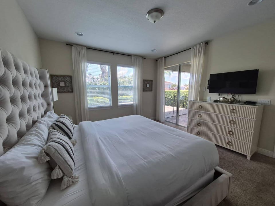 House | 6 bedrooms