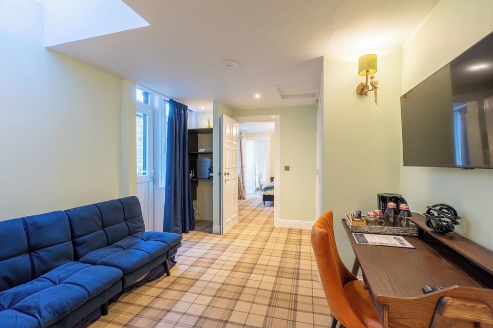 Premium Suite, 2 Bedrooms, Terrace - Self Served | Free minibar, individually decorated, individually furnished, desk