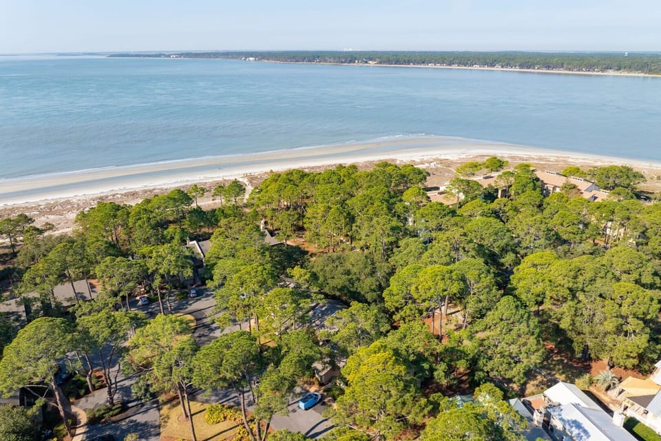Walk to the Beach from South Beach Villas