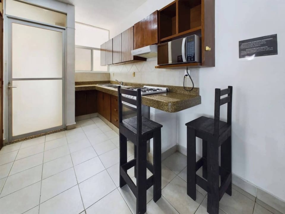 Apartment, 2 Bedrooms, Patio | Private kitchen