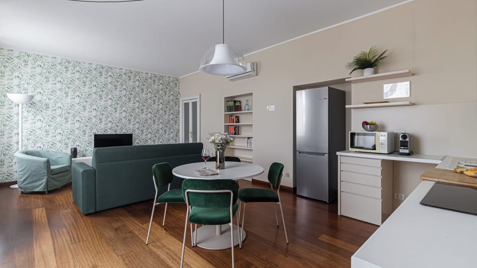 Apartment (1 Bedroom) | Interior