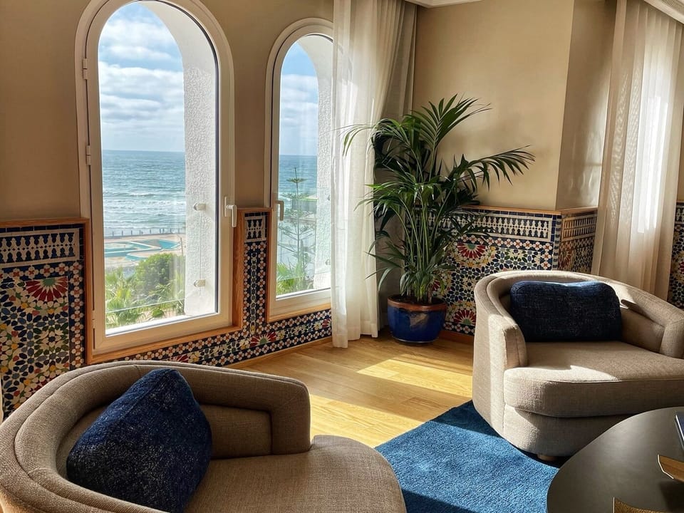Suite (Blue Ocean) | Premium bedding, minibar, in-room safe, desk