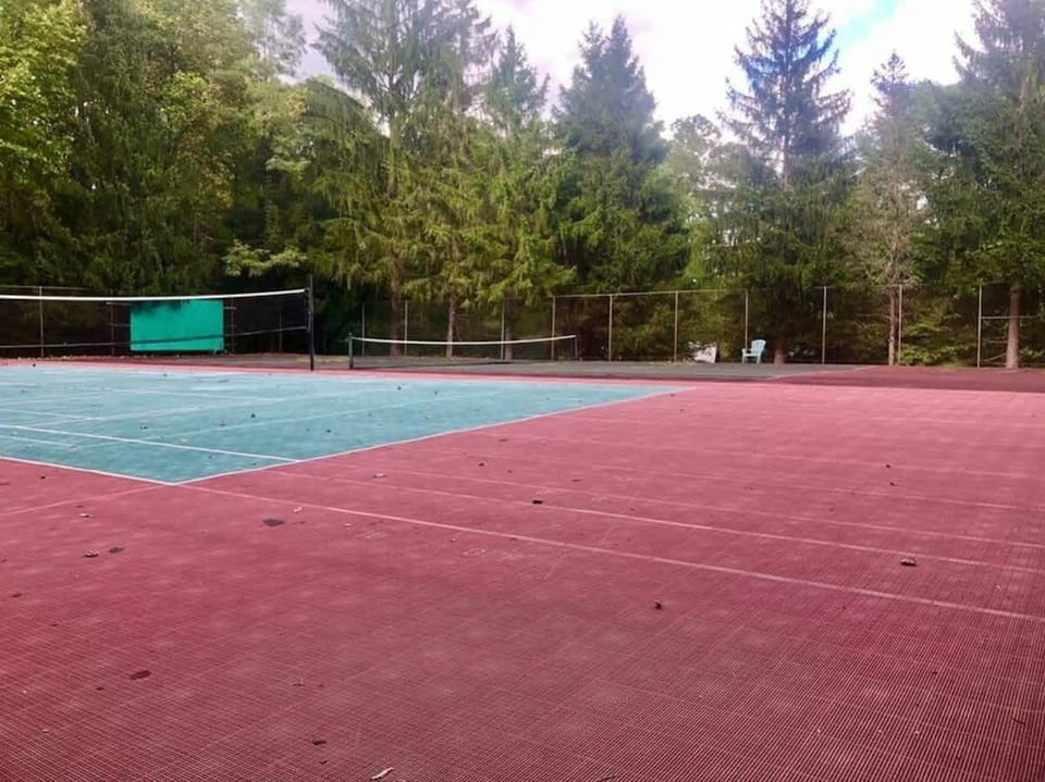 Sport court