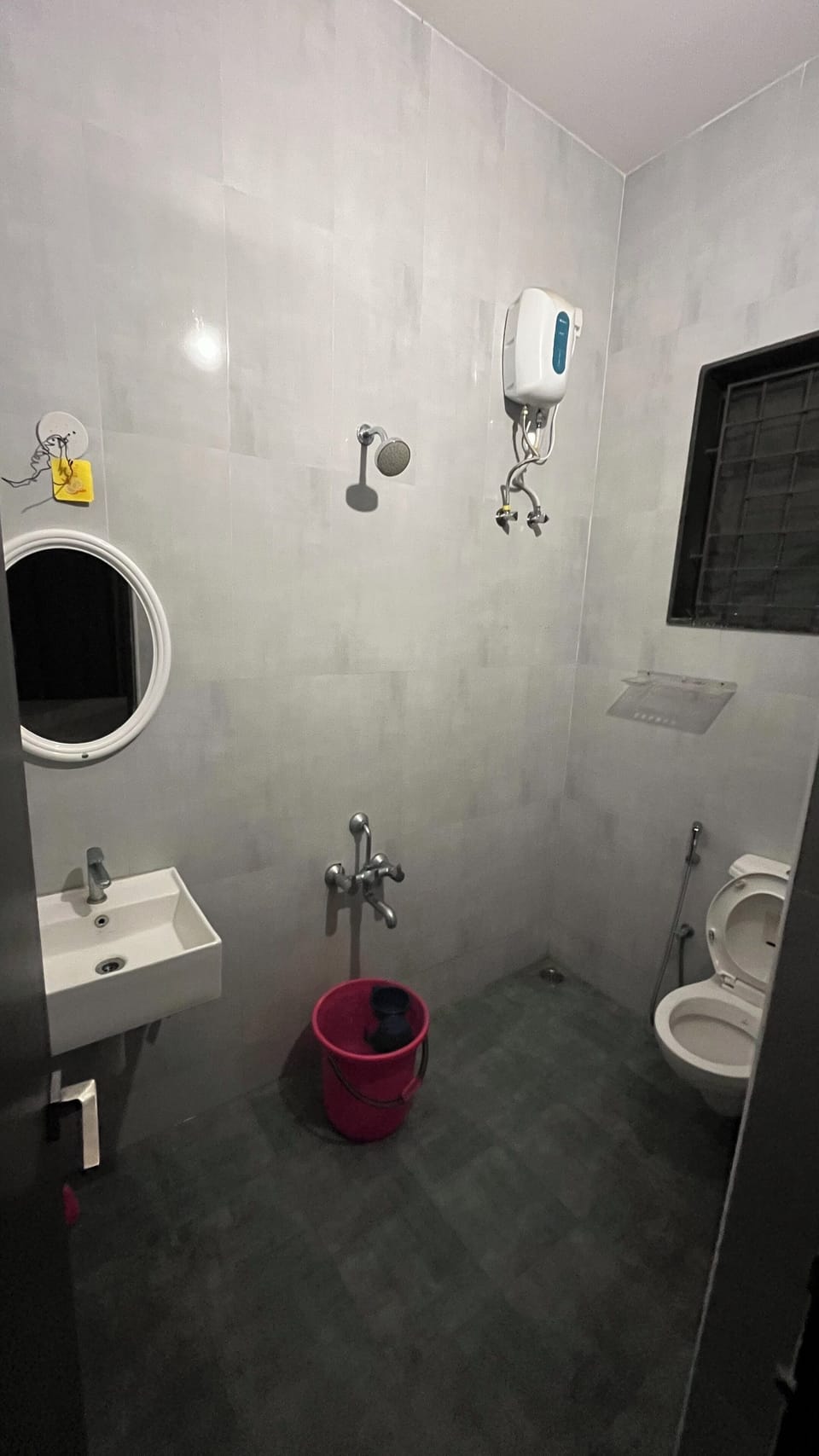 Shower, towels, soap, shampoo