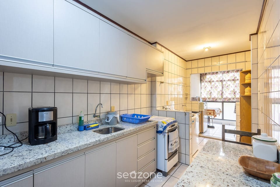 Basic Apartment | Private kitchen