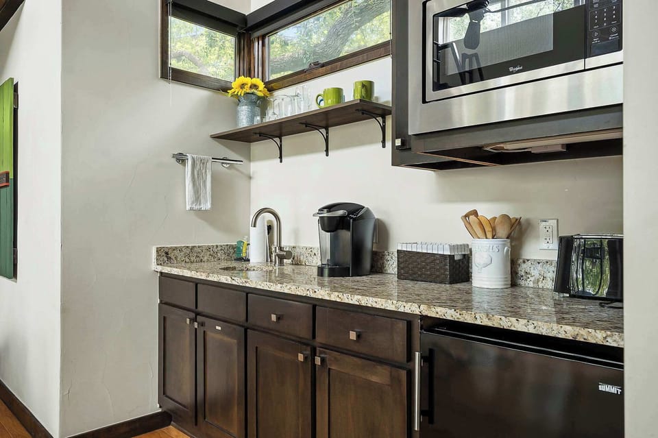 Kitchenette