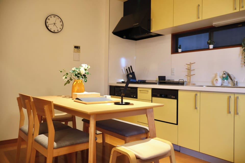 Comfort Villa, Non Smoking, Balcony | Private kitchen | Fridge, microwave, stovetop, cookware/dishes/utensils