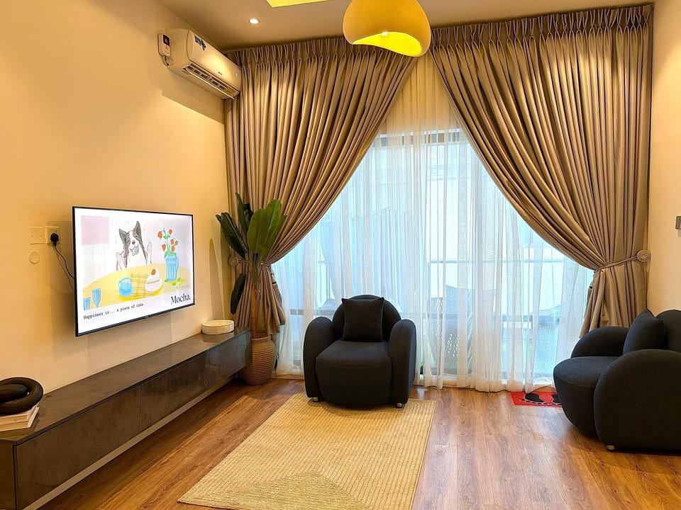Deluxe Apartment, Balcony | Iron/ironing board, free WiFi, wheelchair access