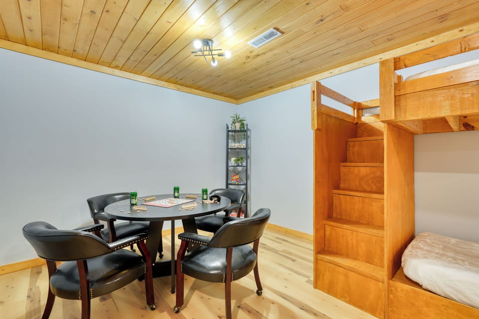 Bunk room.