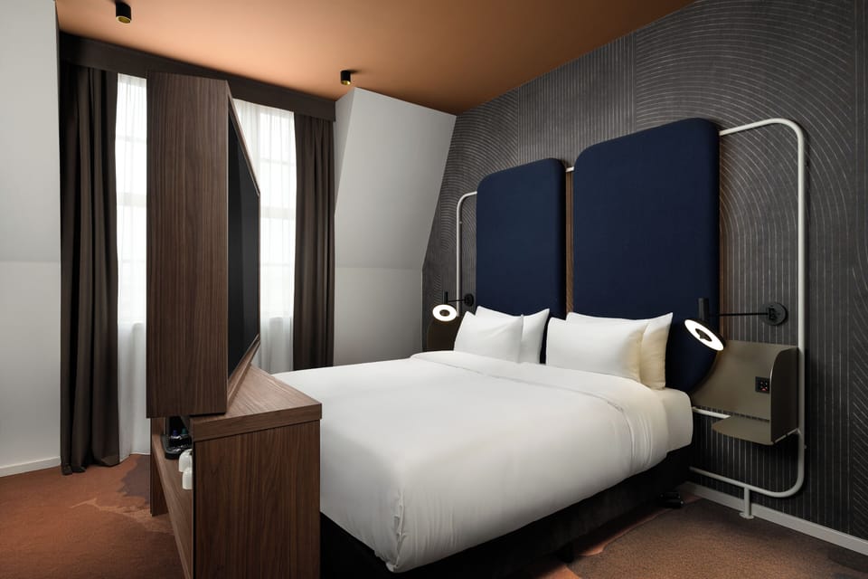 Junior Suite, Multiple Beds | Desk, laptop workspace, blackout drapes, soundproofing