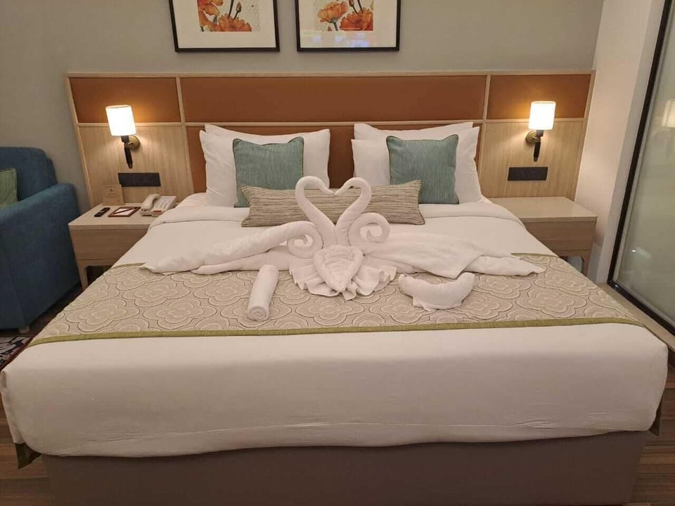 Winter Green Room | In-room safe, iron/ironing board, free WiFi