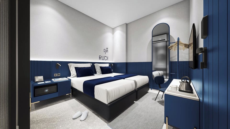 Standard Twin Room, Women only | Blackout drapes, iron/ironing board, free WiFi