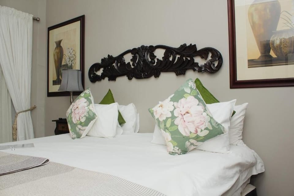 Premium bedding, memory foam beds, in-room safe, individually decorated