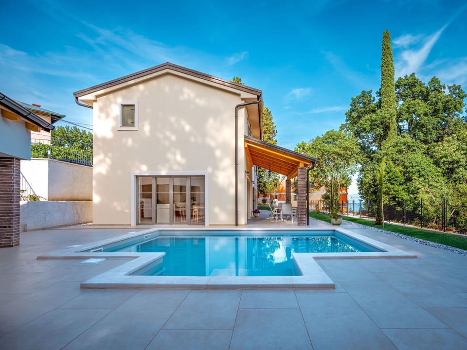 Swimming Pool, Home, Residential Area, Composite Material, Resort, Estate, Eco Hotel, Shade, Water Feature, Villa