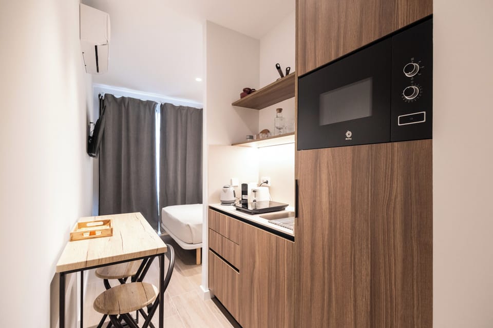 Standard Studio | Iron/ironing board, free WiFi, bed sheets