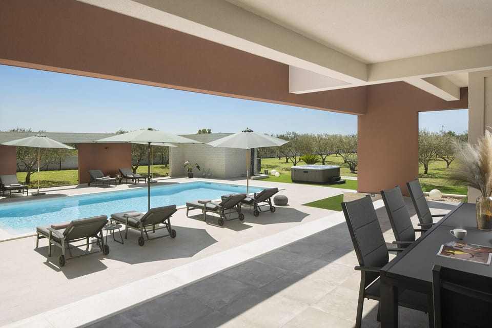 House | 6 bedrooms