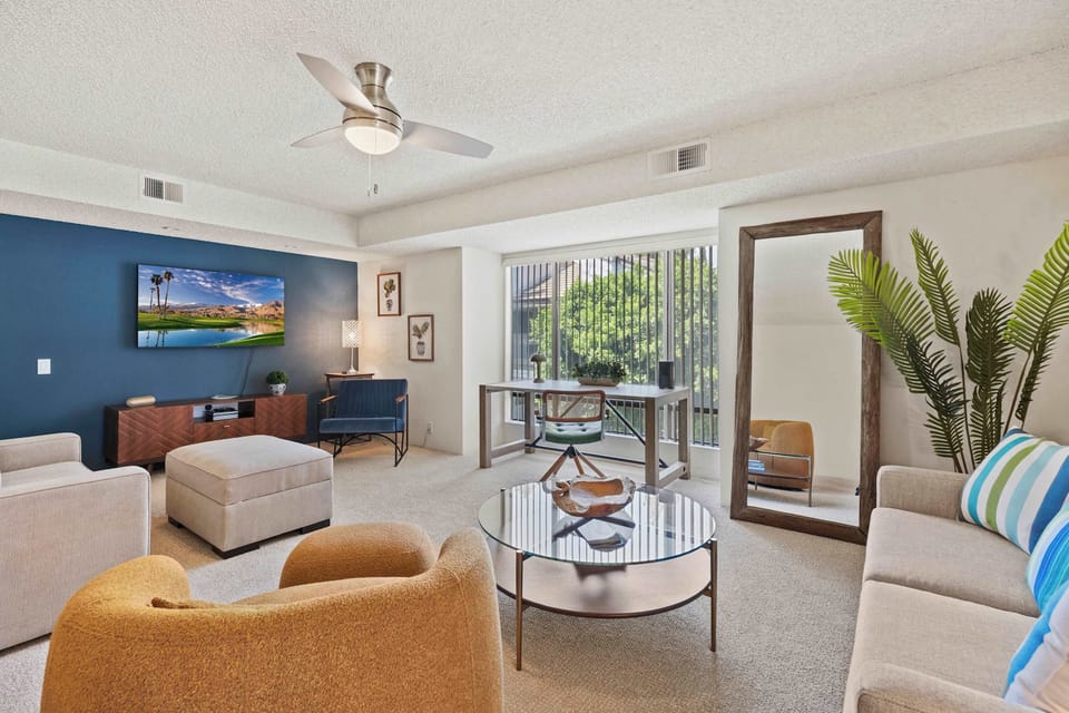 Living area with Smart TV and sofa sleeper 