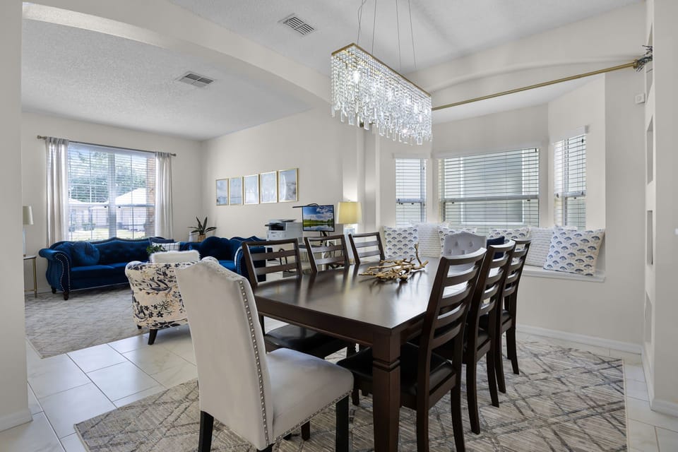 Classic Dining Space