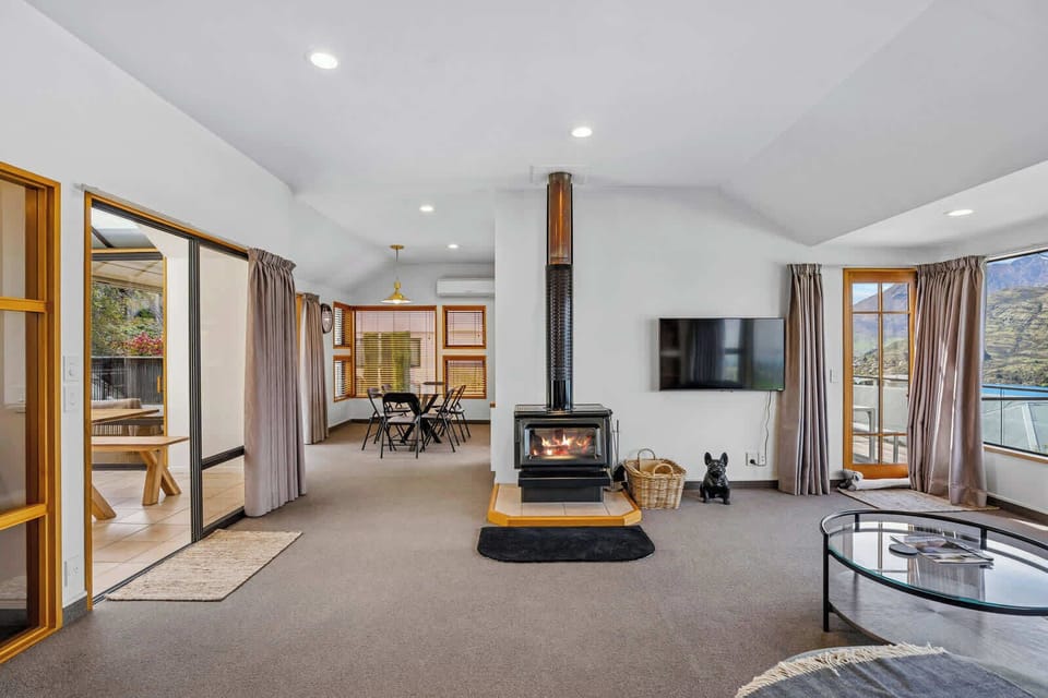 Open-plan flow – The living and dining areas connect seamlessly for easy entertaining.