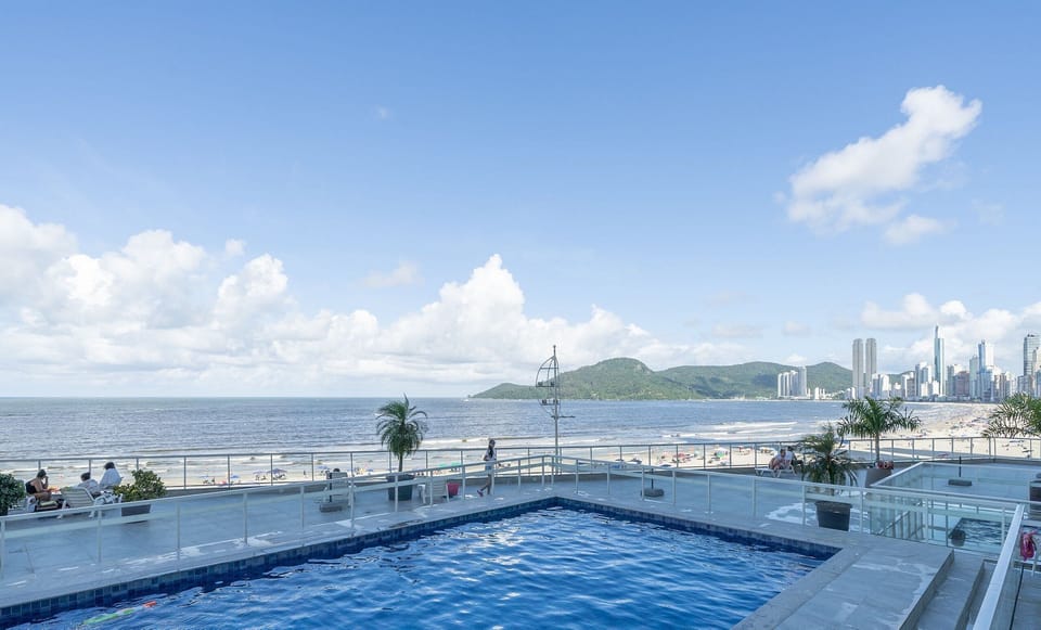 Basic Apartment | Pool
